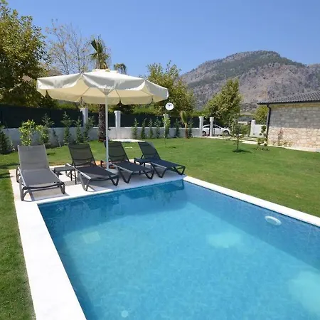Gocek'te Mustakil Havuzlu * Φετιγιέ